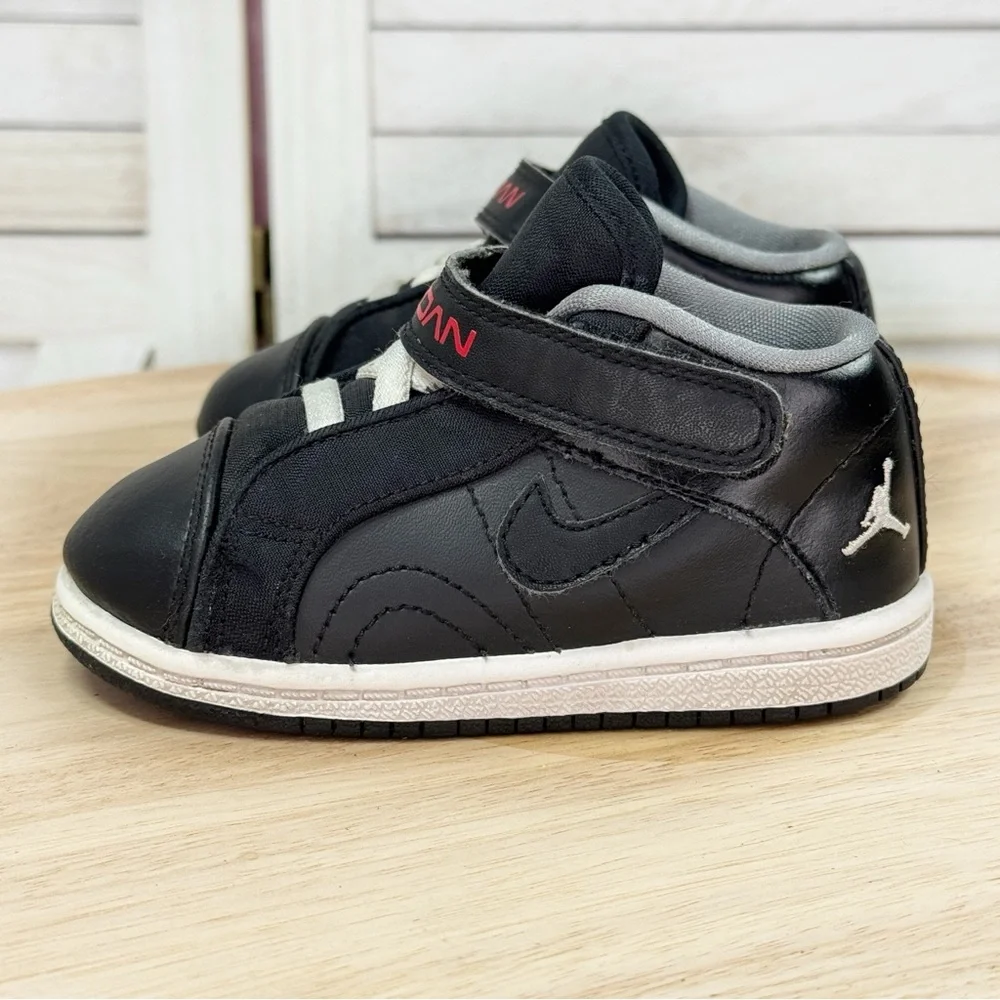 Nike Air Jordan Sky High Retro‎ Style Toddler Sneakers Black White 7 441134-001